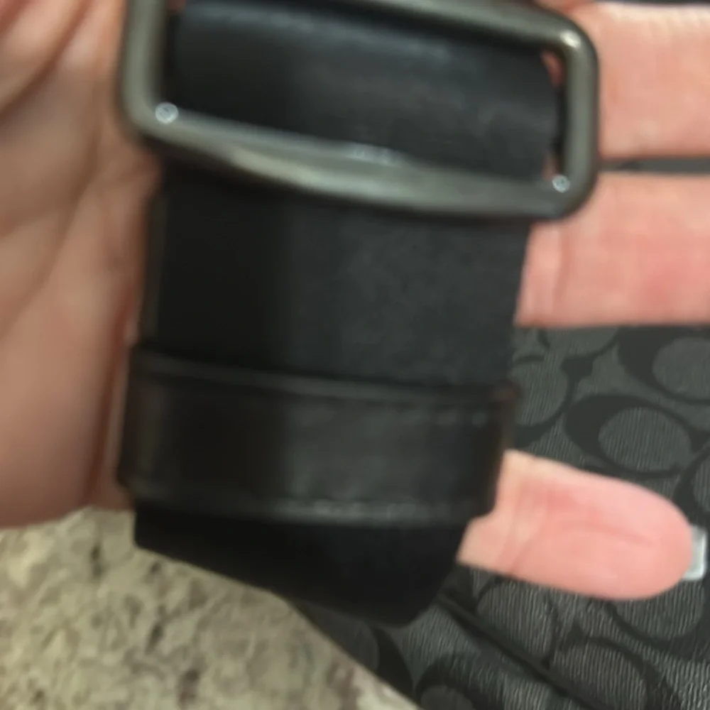 Coach - Picture 5 of 5